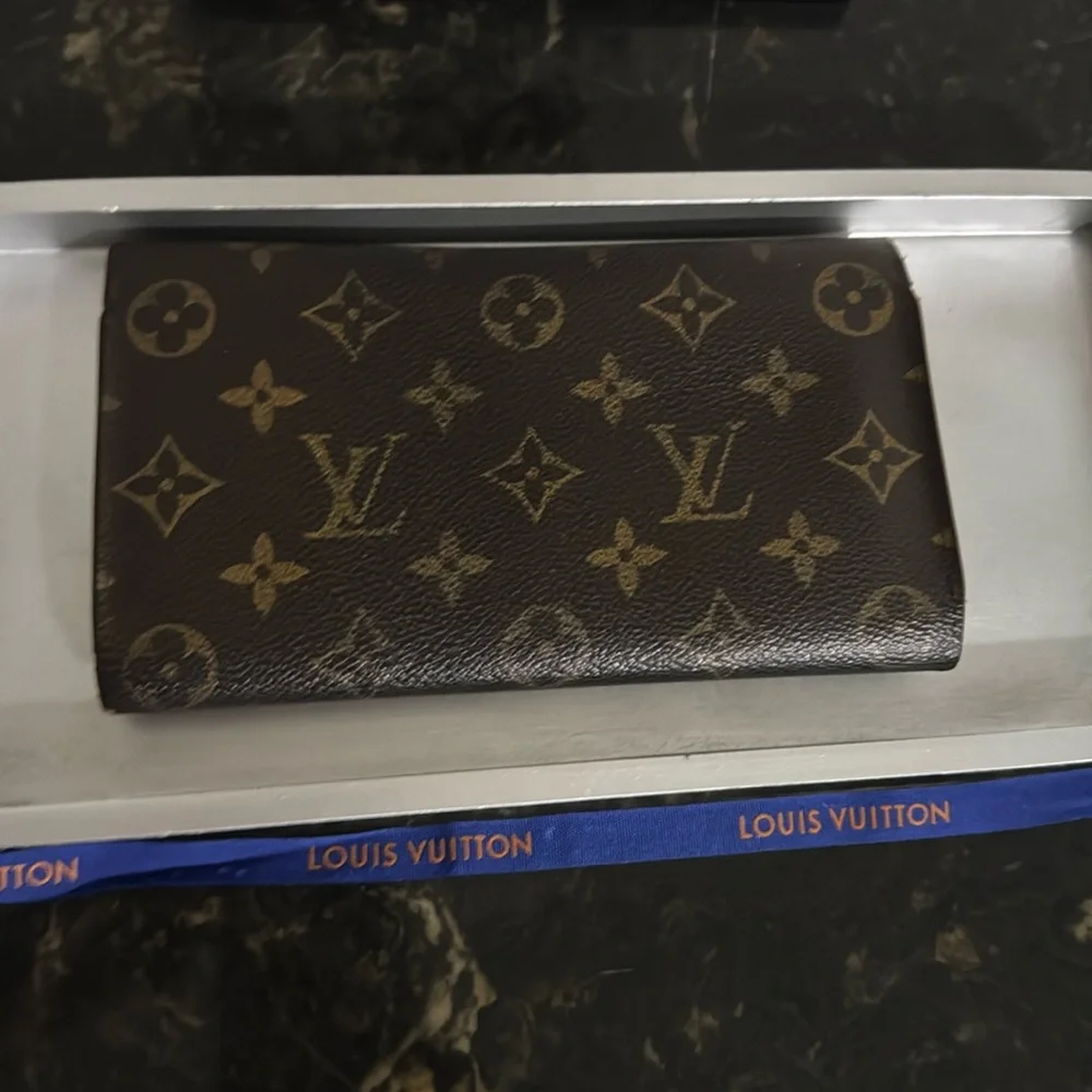Louis Vuitton Monogram Porte Tresor